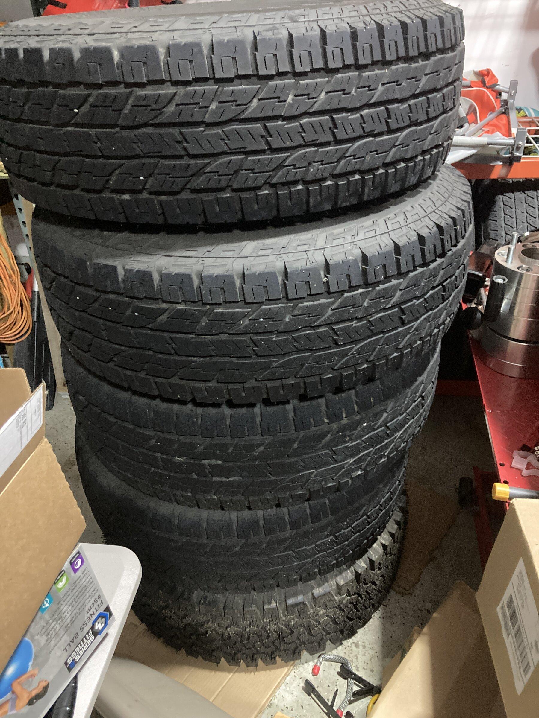 Jeep Gladiator Geolander AT w/Rubi rims CA2D0DDC-D60E-4BA8-ADC3-DE63E9FE0244