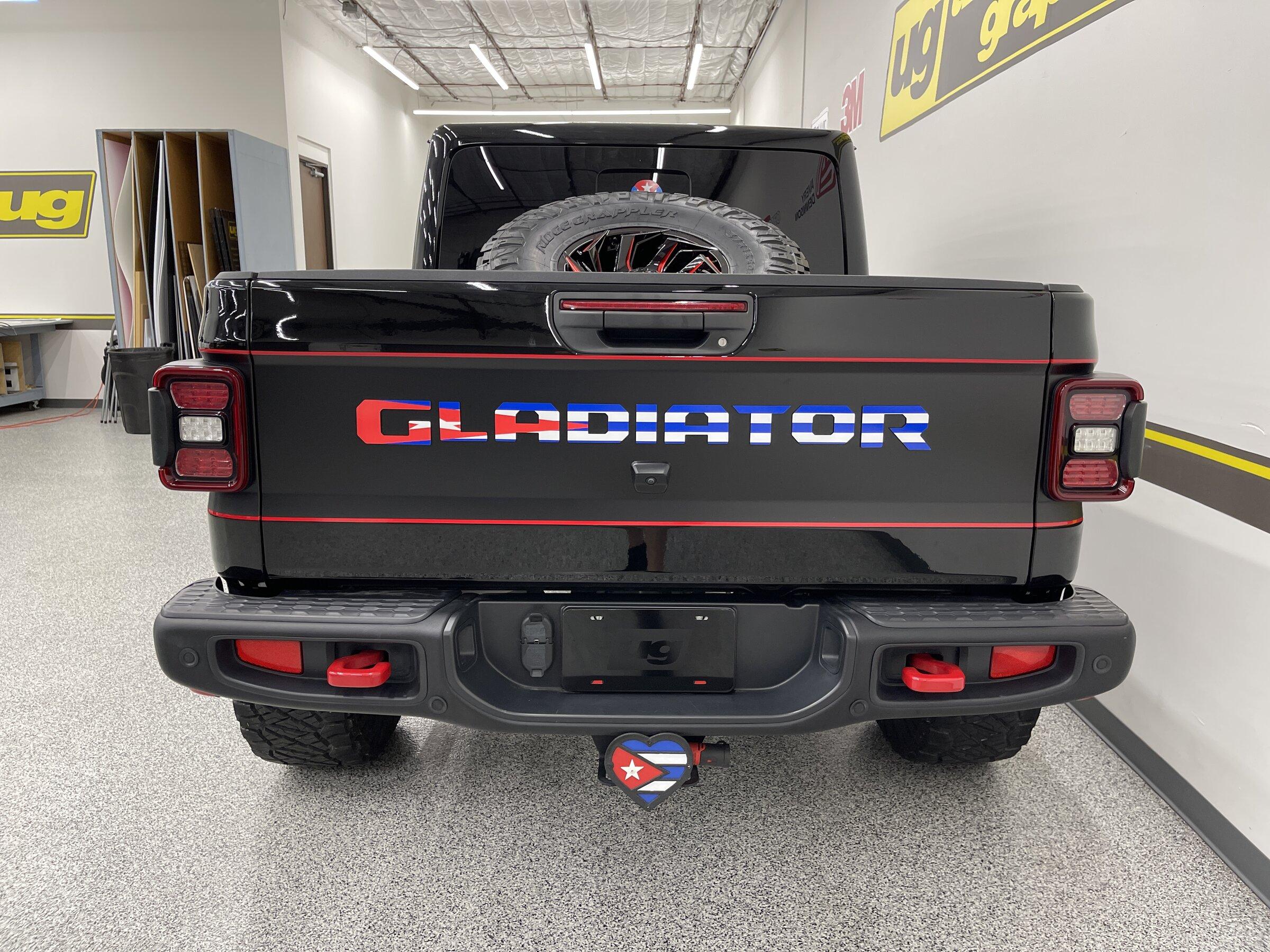 Jeep Gladiator Gladiator Badging Kit & decal customization:  photos and info Cuba Libre 04.JPG