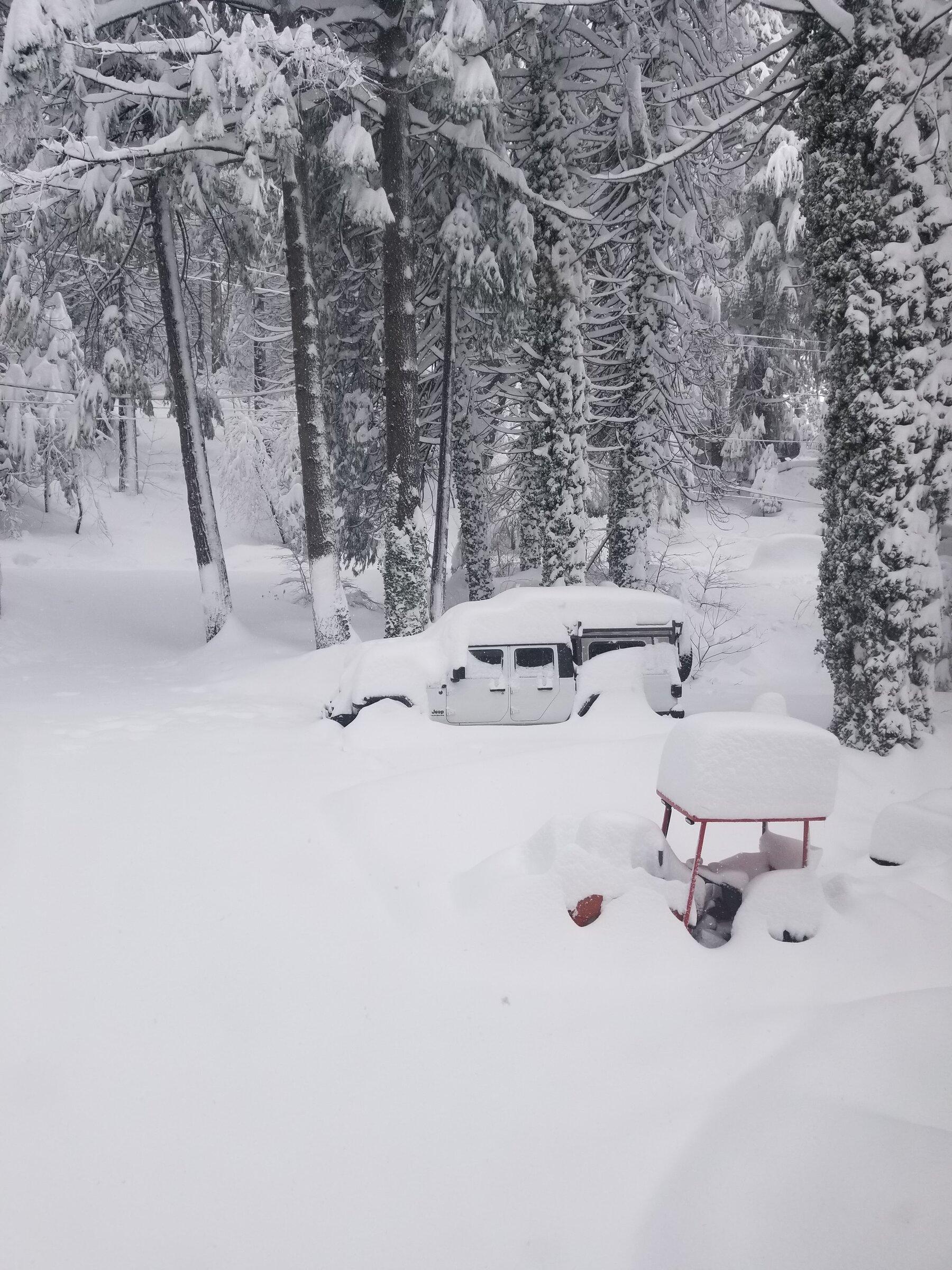 Jeep Gladiator Snow Pictures 20211227_113136
