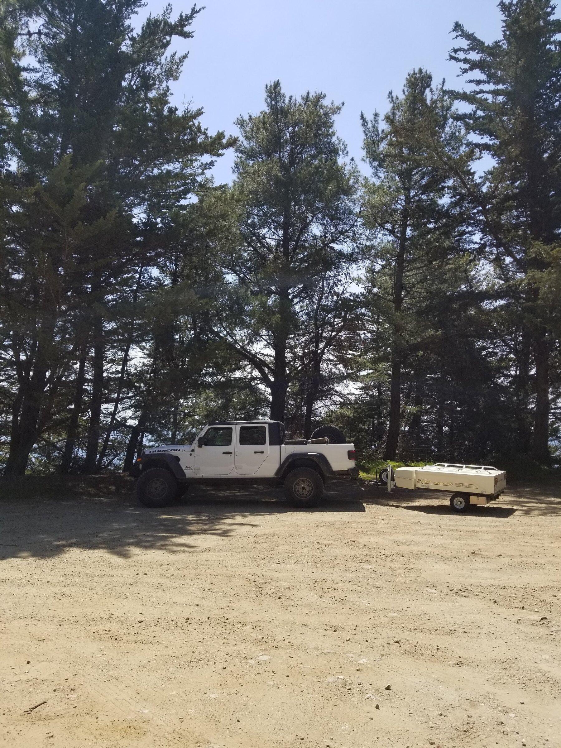 Jeep Gladiator Gladiators and Camper Pictures 20210403_123524