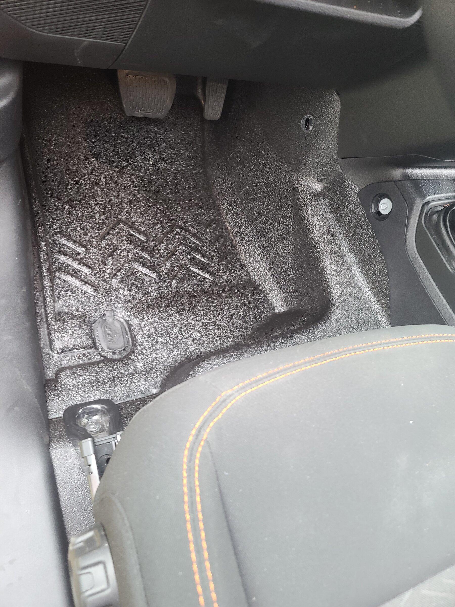 Jeep Gladiator Sanctuary build 20220106_140944