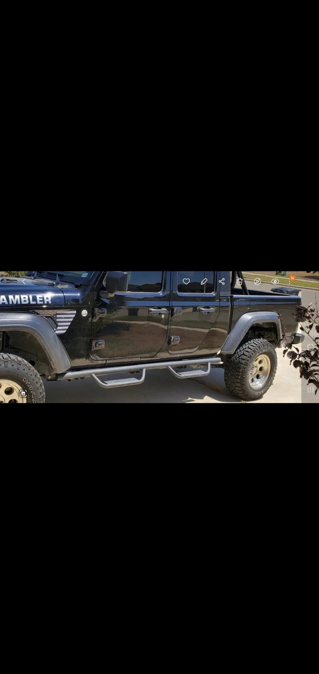 Jeep Gladiator Free Side Steps Screenshot_20220106-211220_Gallery