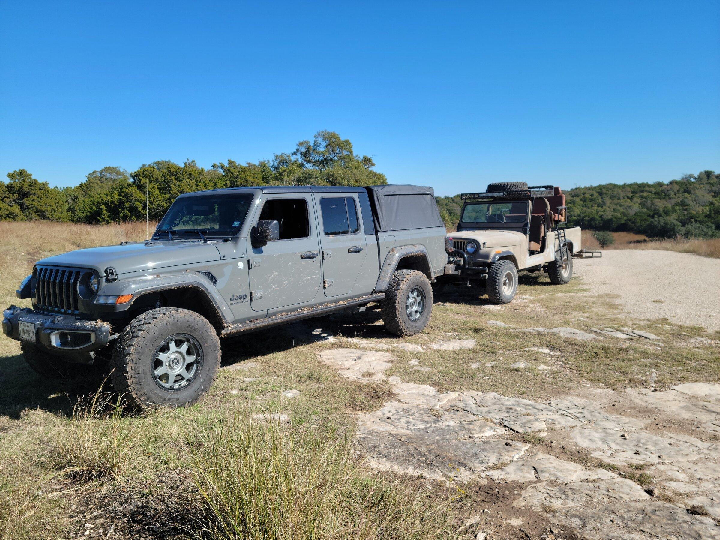 Jeep Gladiator Anyone have the Supertop 2 from Bestop installed on their rig? soft top 02