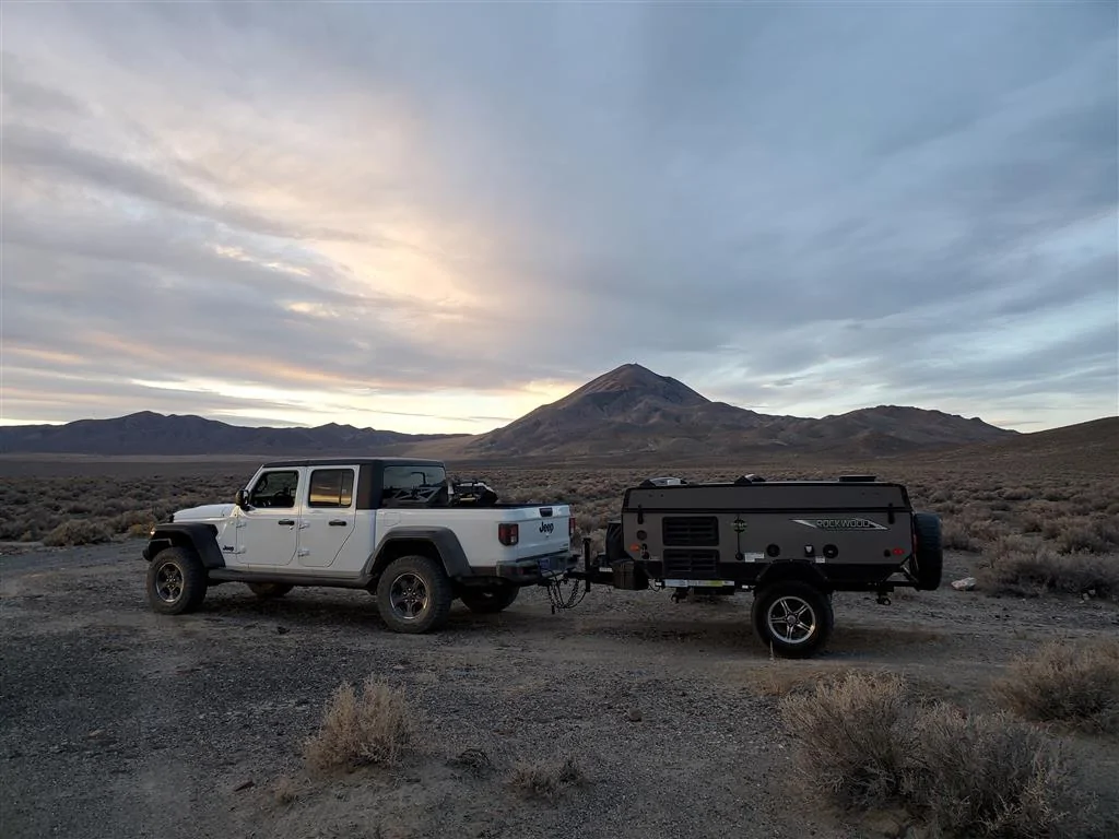 Jeep Gladiator Gladiators and Camper Pictures 20211022_071410 (Medium)