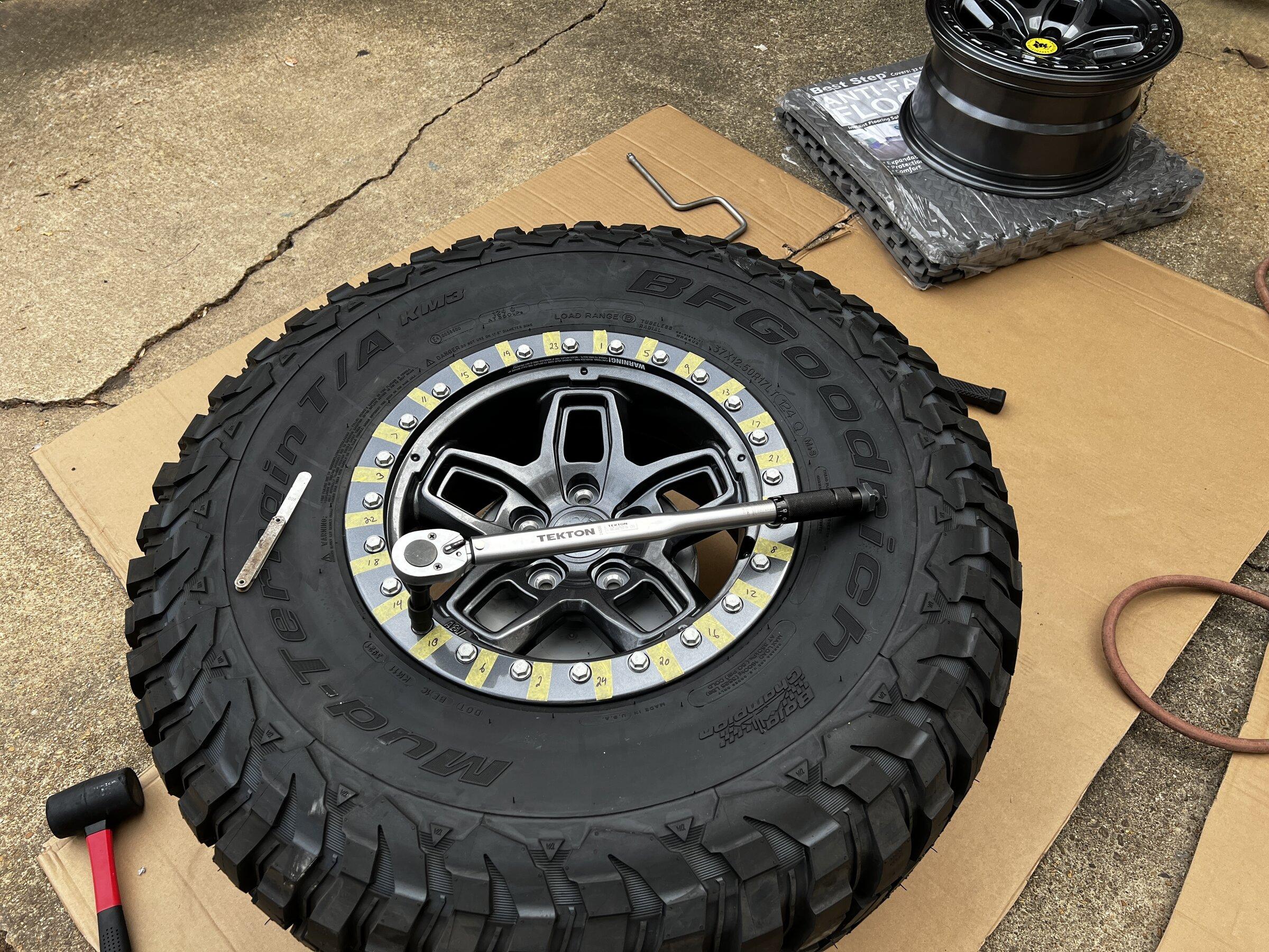 Jeep Gladiator AEV Borah Wheels on your Gladiator? E95A157F-8D45-471B-A77D-178CA9D86823