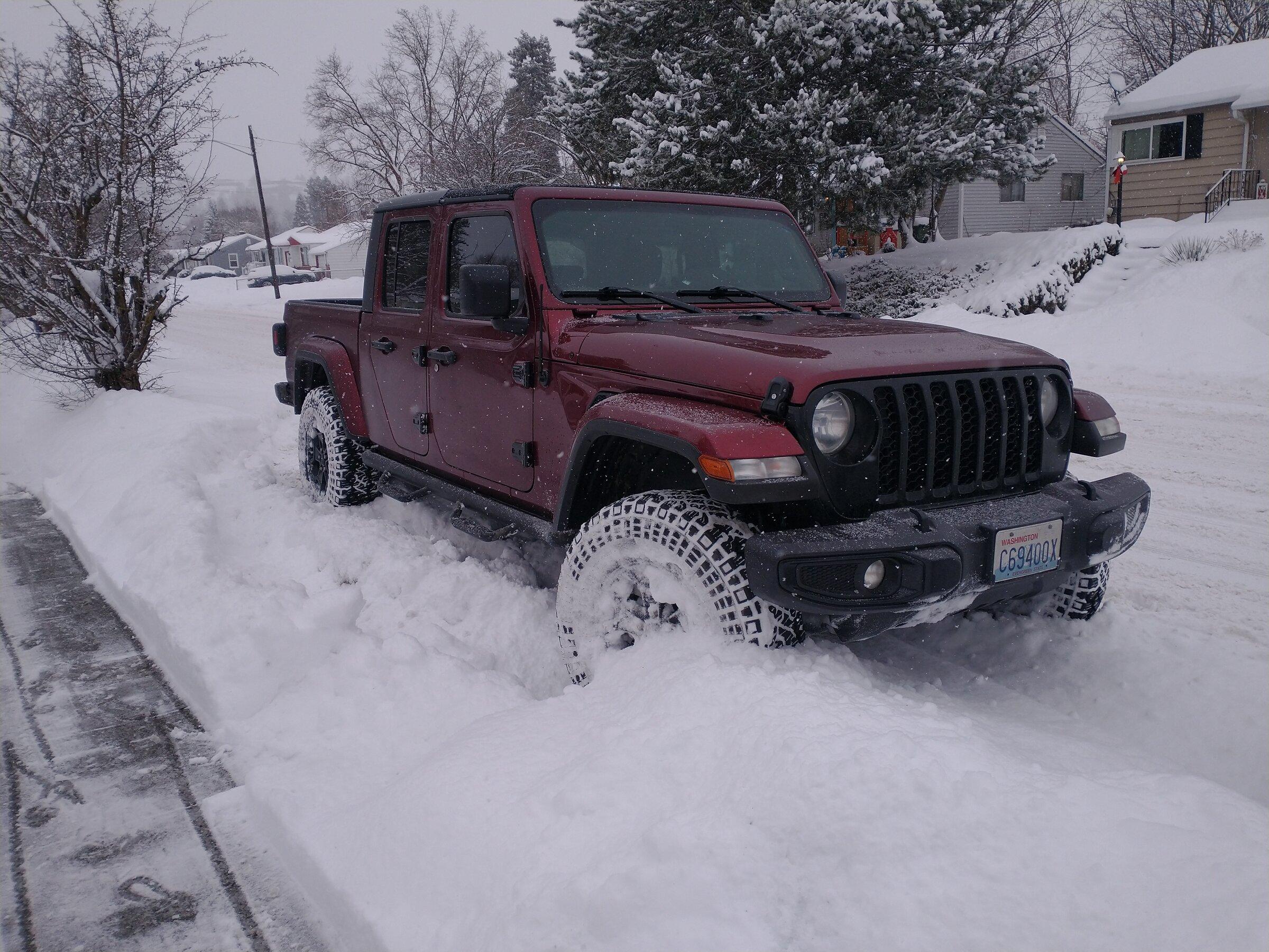 Jeep Gladiator First Snow in the Willys! IMG_20220106_102315543
