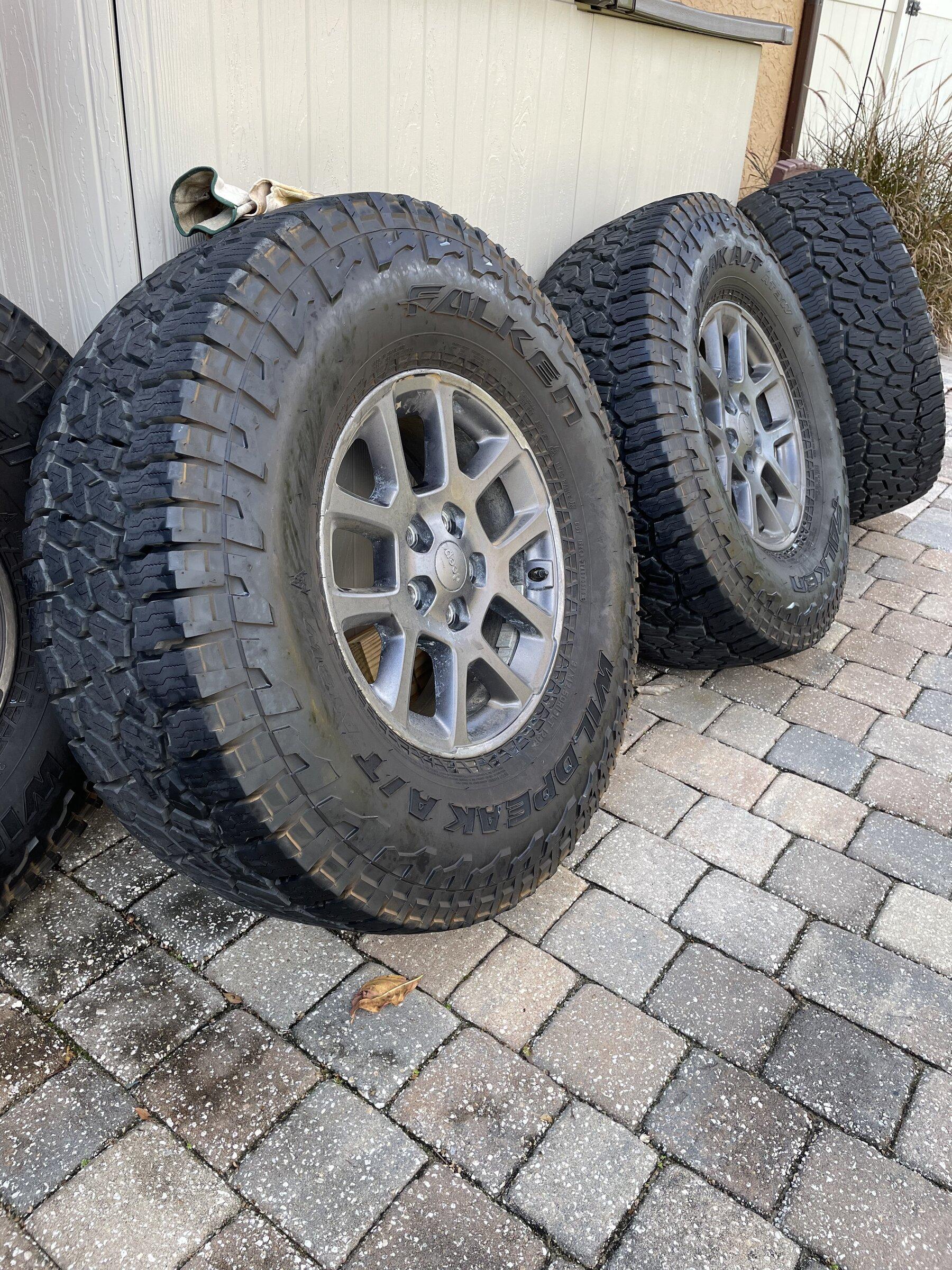 Jeep Gladiator Overland rims with 37 Falken AT3 TMPS included 6F779F35-3FF5-4587-BB6B-209255B0D42F