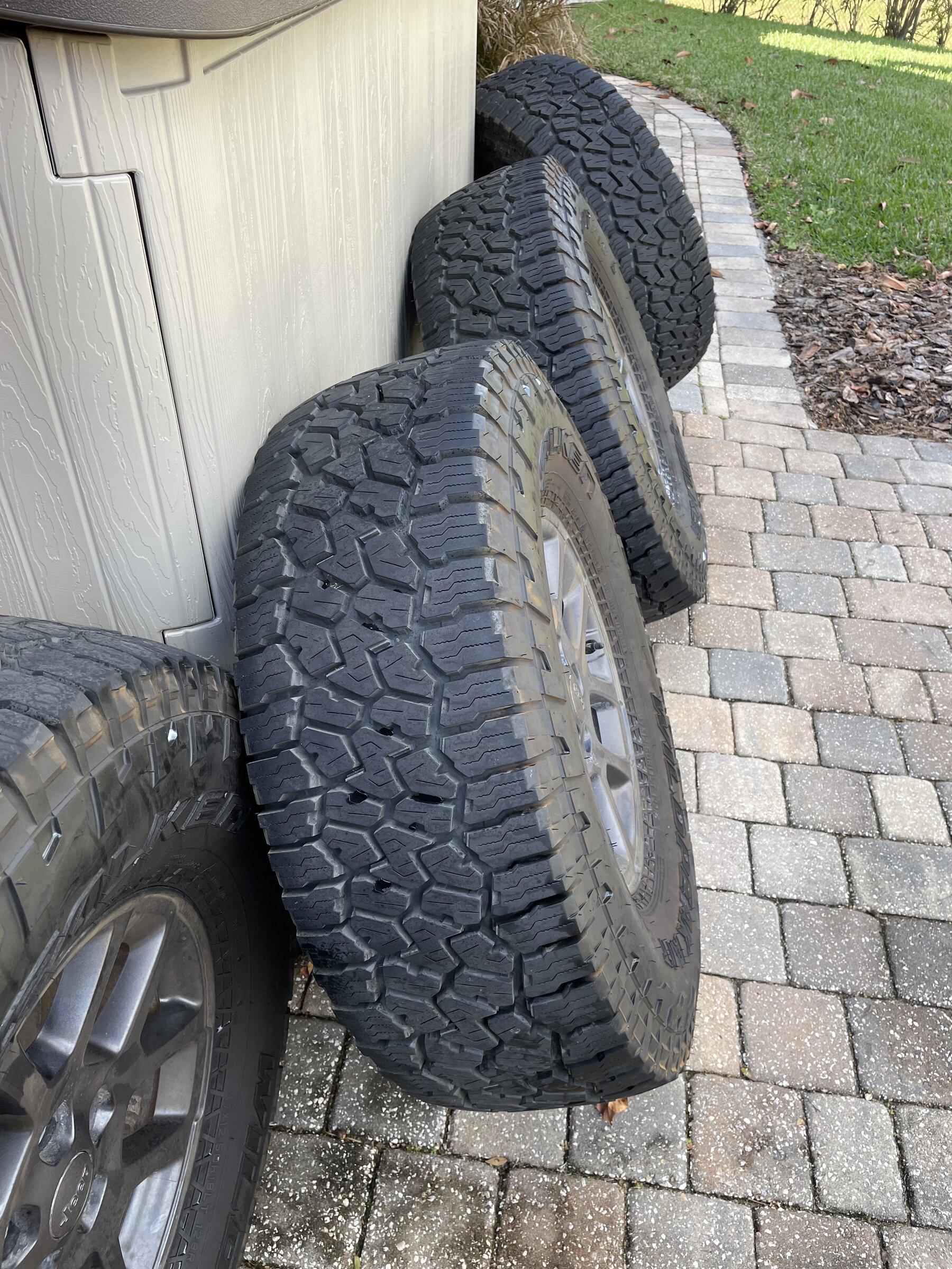 Jeep Gladiator Overland rims with 37 Falken AT3 TMPS included 9E703AFD-3A10-418C-93EE-526469EBED35