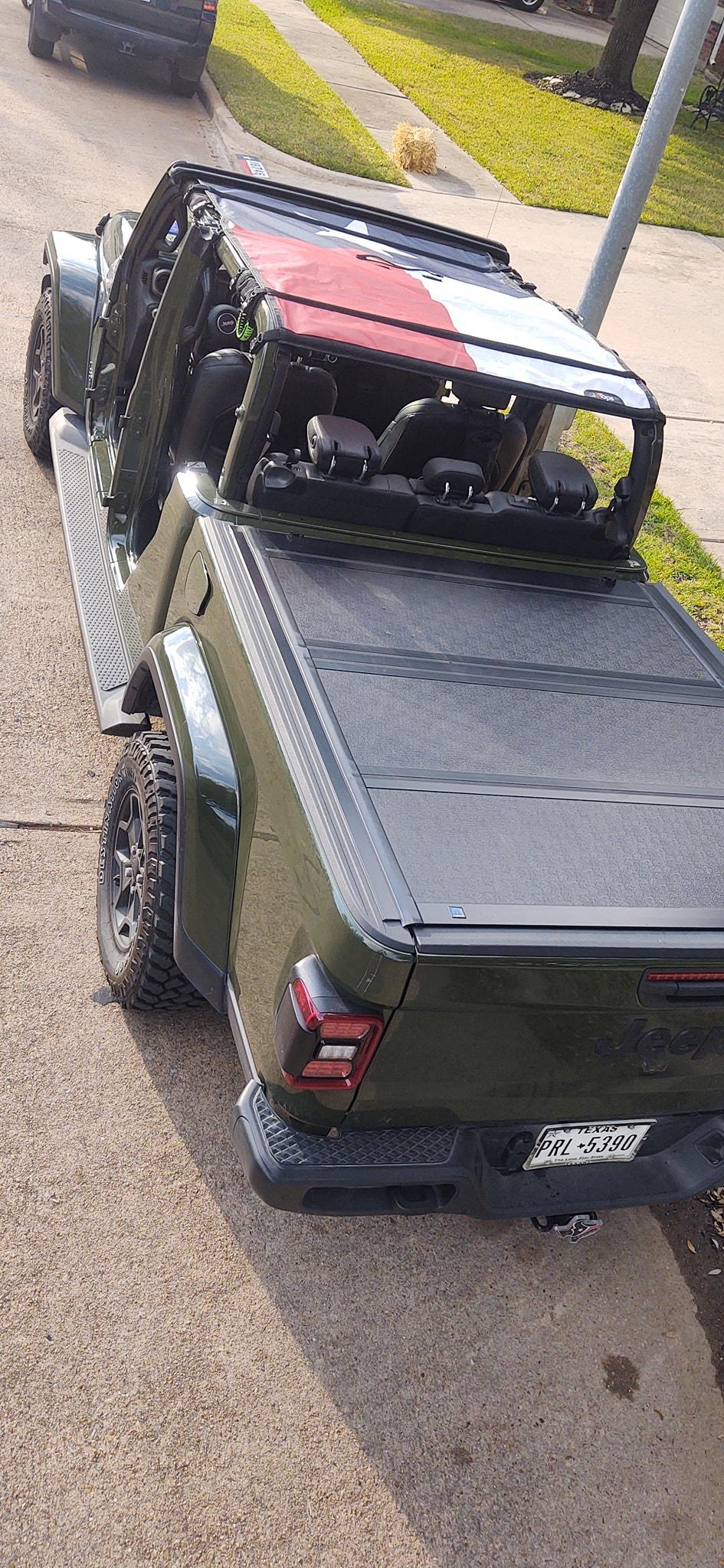 Jeep Gladiator SARGE GREEN Gladiator club Texas Flag 1