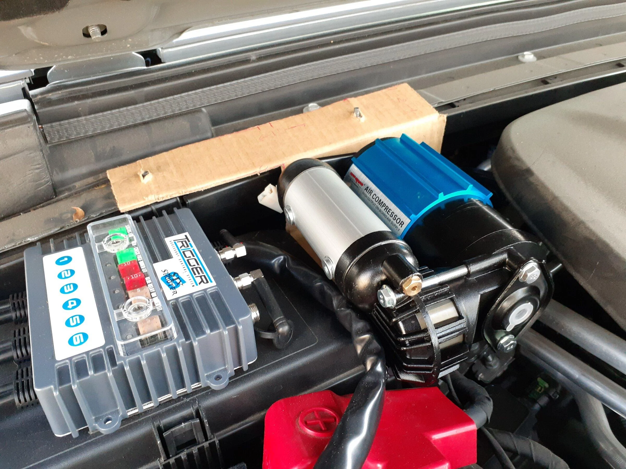 Jeep Gladiator The best possible ARB Pump Install location ever? 20220108_130221