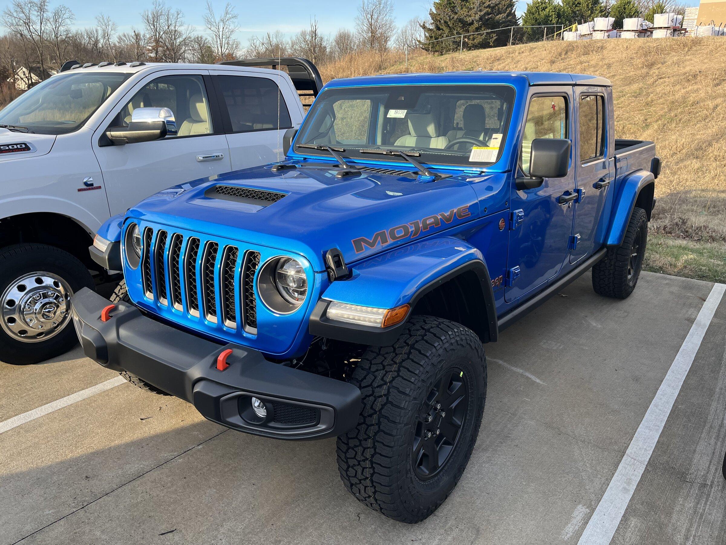 Jeep Gladiator MY22 Only - Anyone moved to D1? Mojave3