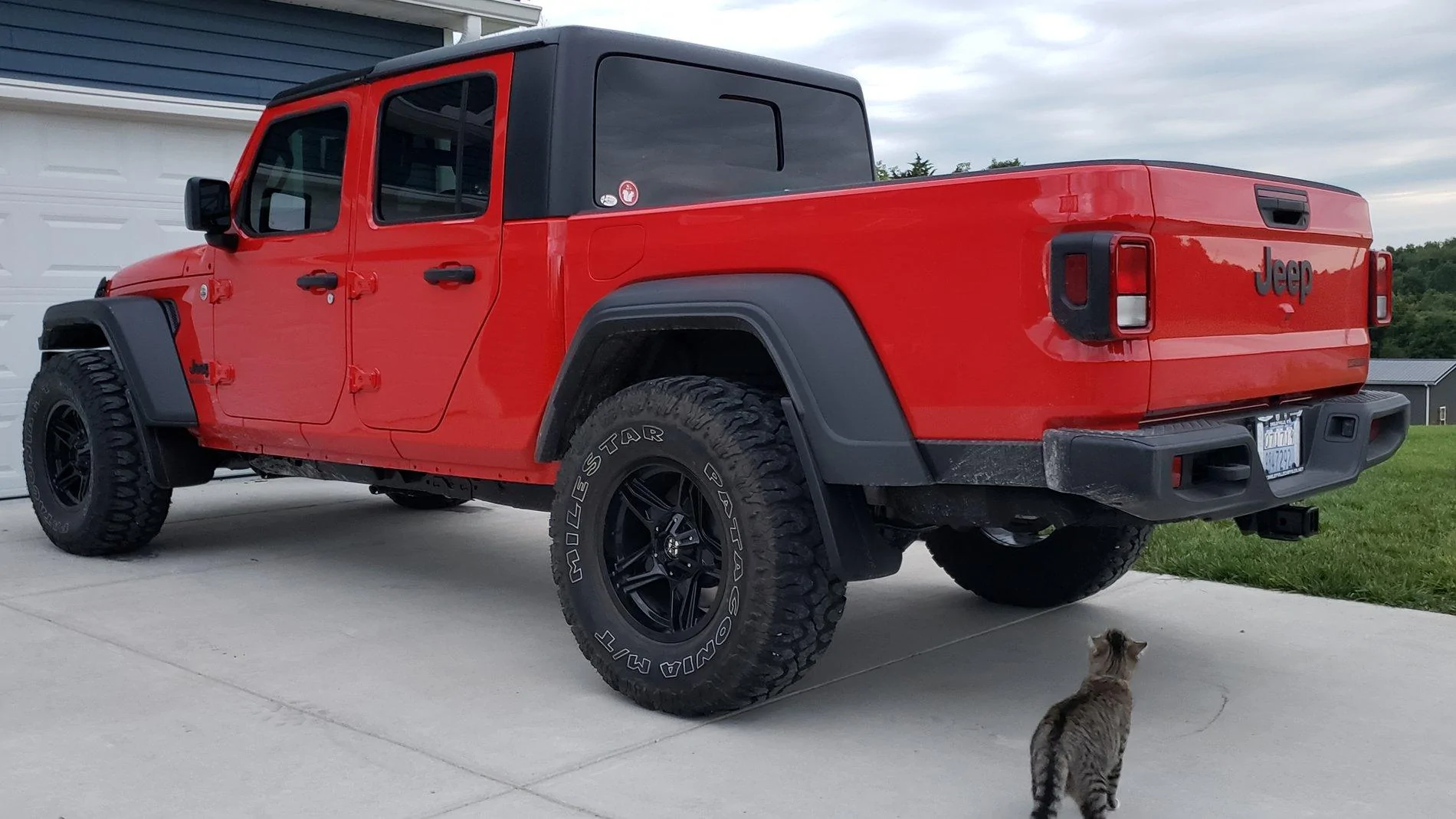 Jeep Gladiator FIRECRACKER RED Gladiator JT Club 20190621_204427[1]