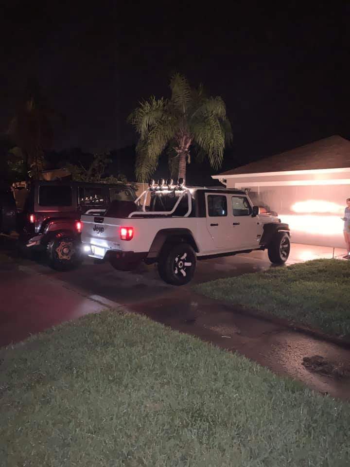 Jeep Gladiator Truck bed roll bar 2019-07-01