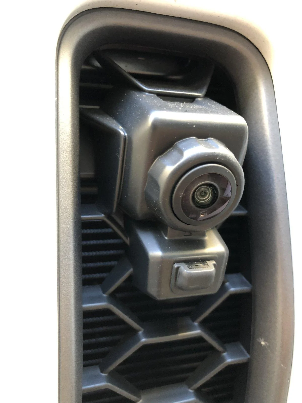 Jeep Gladiator Front Camera 700ADA58-D9AB-4E53-B35A-B58F325639E6
