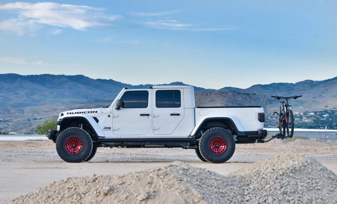 Jeep Gladiator Ready to rip some dirt 2C715814-5654-4FC2-AD07-3FFA1DAEDEC4