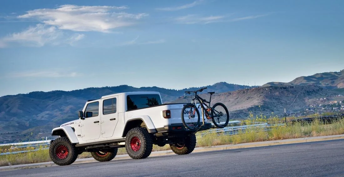 Jeep Gladiator Ready to rip some dirt 959B7C2A-4D57-4977-BD62-84D6B3ACA7BE