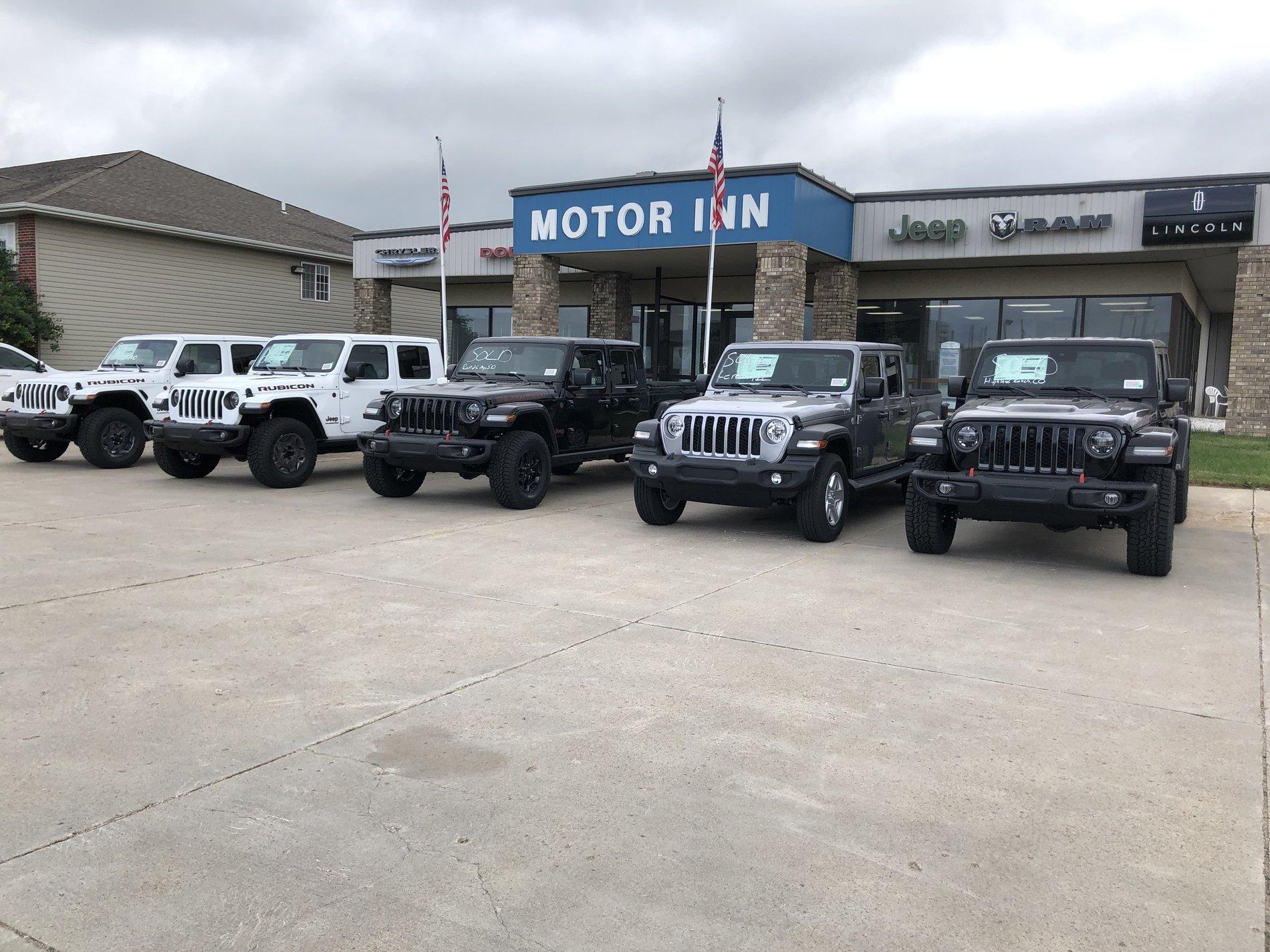 Jeep Gladiator Below Invoice Discussion @ Motor Inn of Spirit Lake E7138899-4FA2-449D-A691-2237CD577D1B