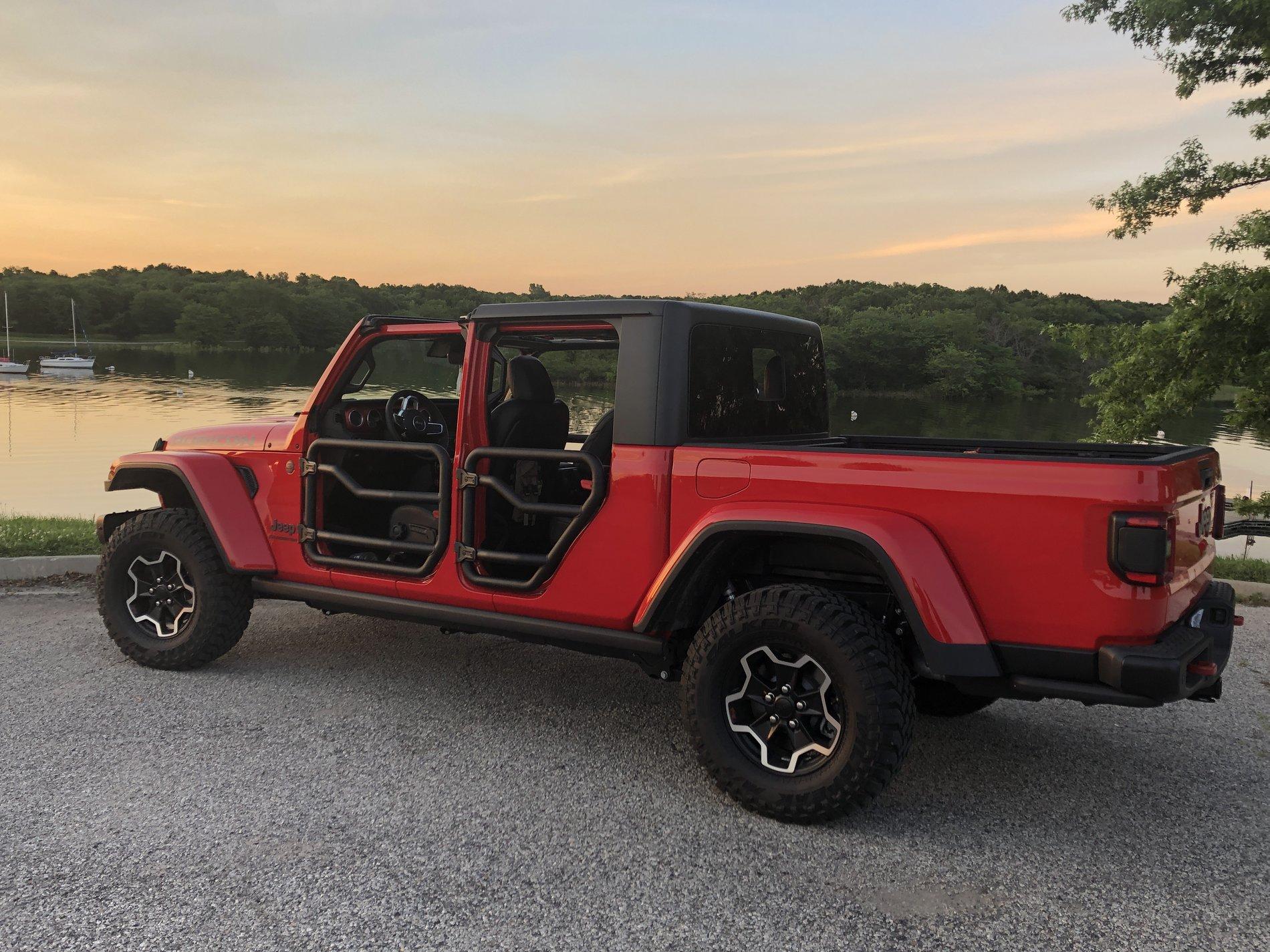 Jeep Gladiator JL Tube doors now available? 03DE0B1A-7FD7-4B76-822D-ACEBDA56A587