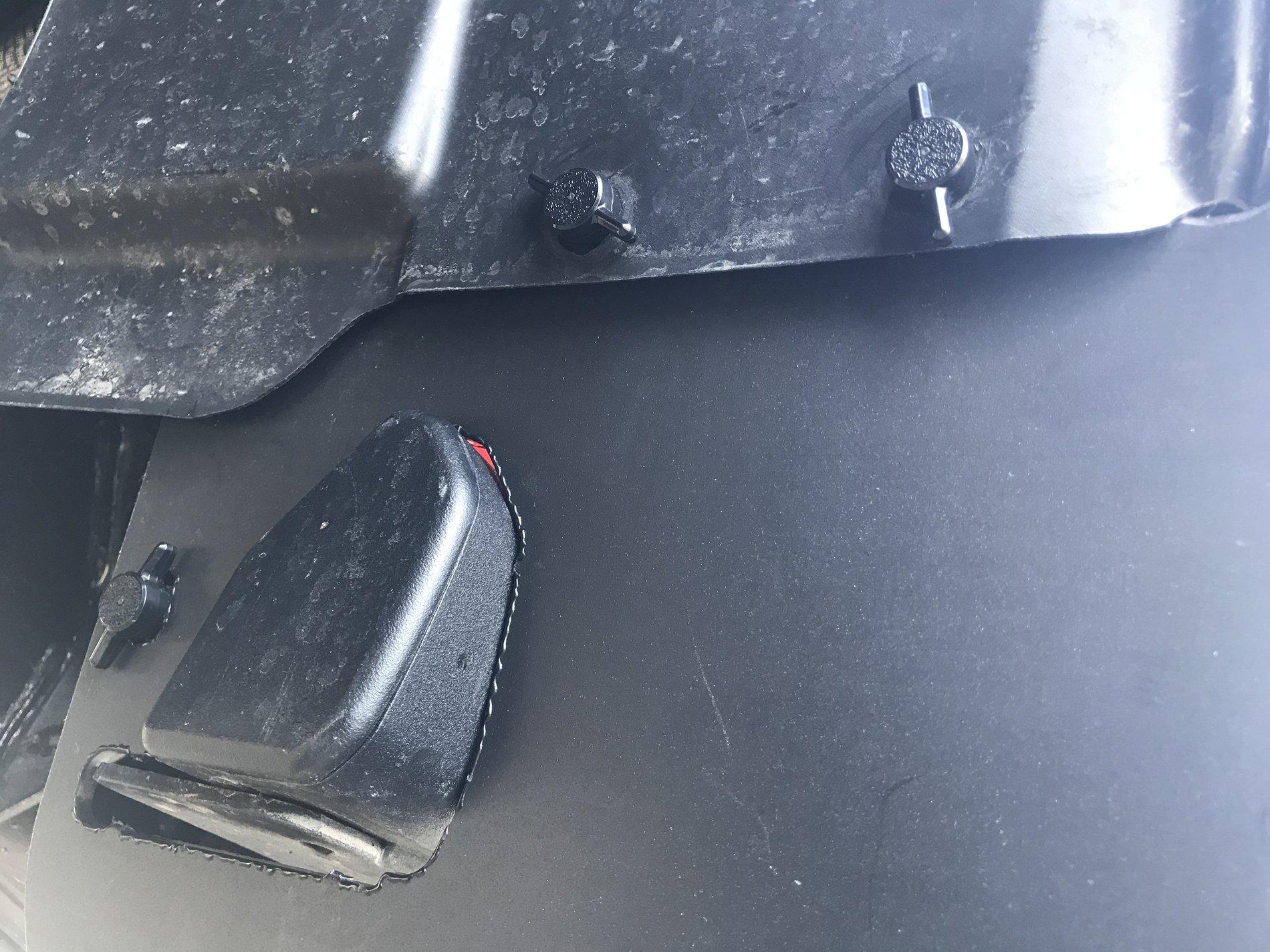 Jeep Gladiator Rokblokz Installed FlapsInstall