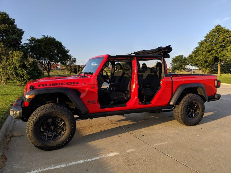 Jeep Gladiator FIRECRACKER RED Gladiator JT Club MMOnOcn