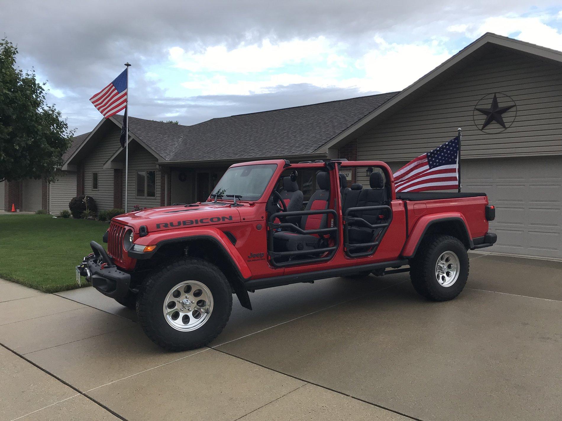 Jeep Gladiator Celebrating Our Freedom on the 4th of July! 89E547A2-350B-4803-B63D-D0DD696B06A6