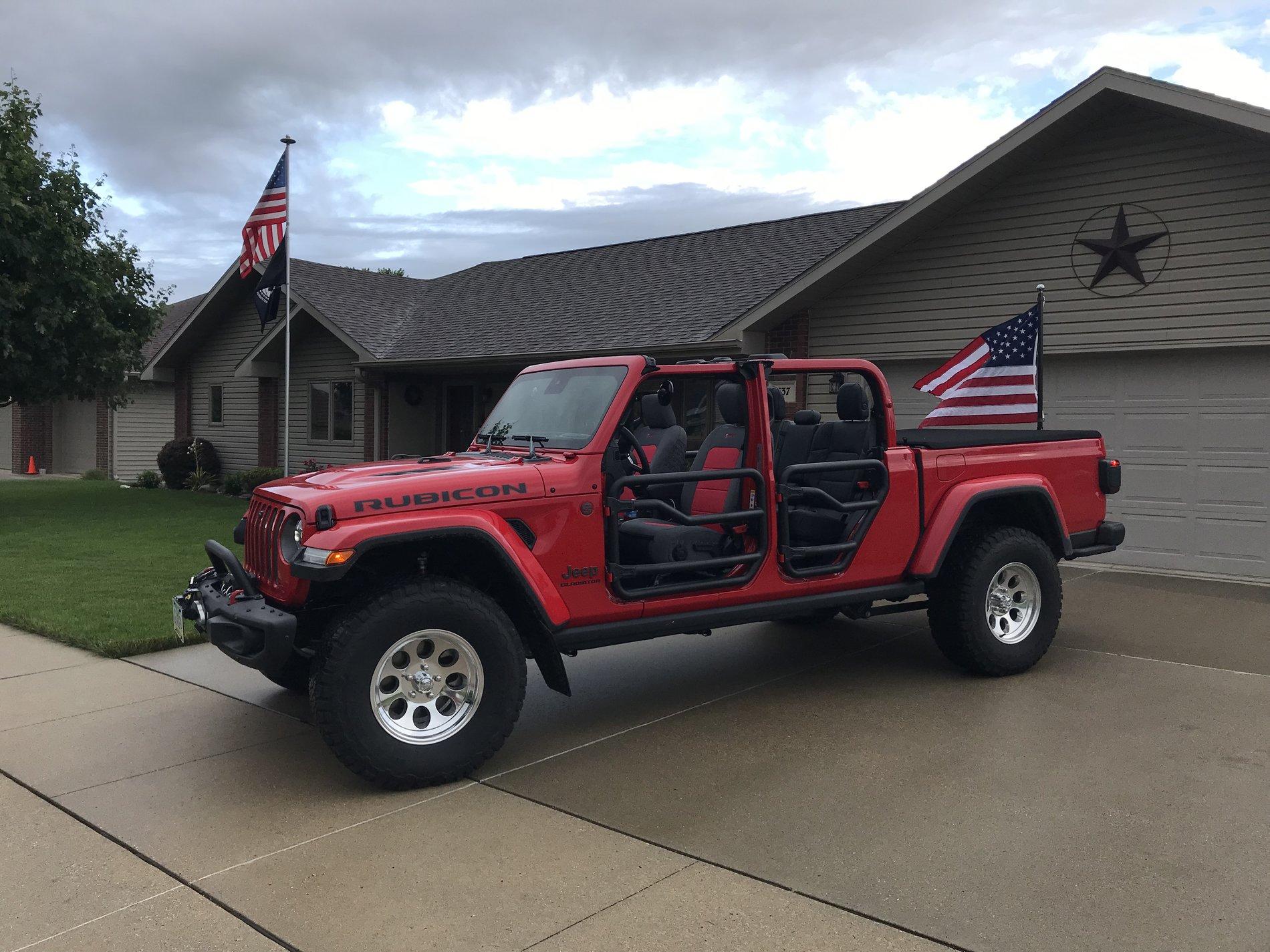Jeep Gladiator Glad Grandpa Firecracker Red LE Build 2CE58B82-94A6-4EEF-8EF2-E9809C3D2D5D