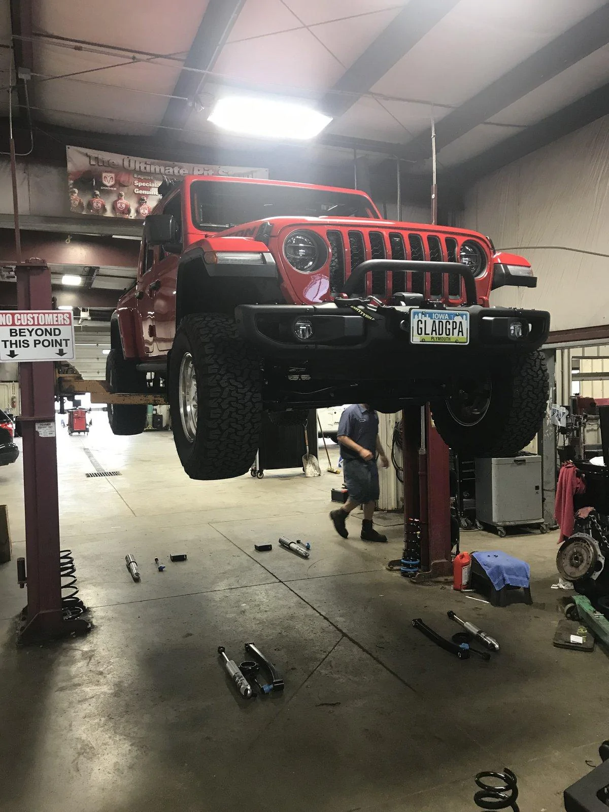Jeep Gladiator Below Invoice Discussion @ Motor Inn of Spirit Lake 8928914A-FD11-4D9C-908D-38DB901CDFC7