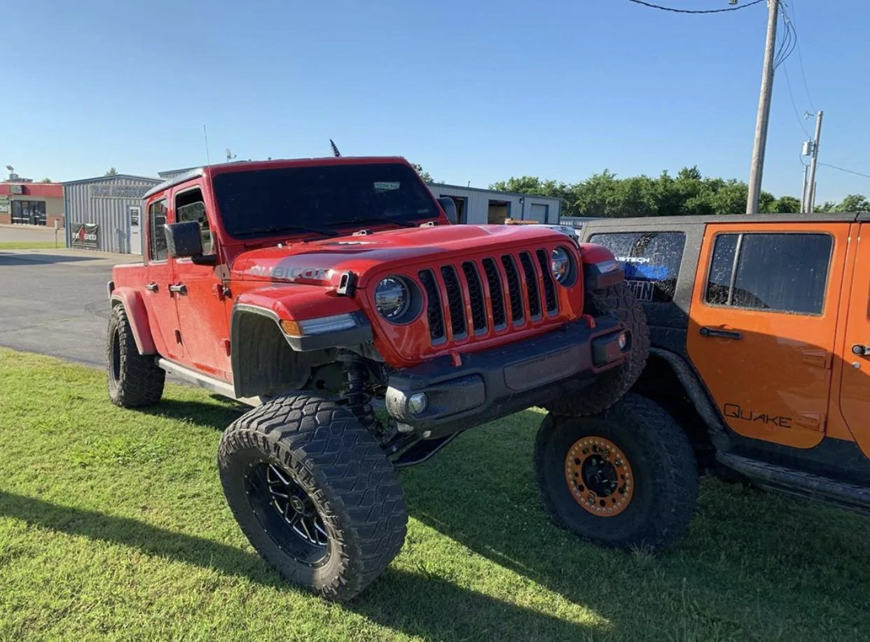 Jeep Gladiator FIRECRACKER RED Gladiator JT Club A8DF6843-7864-4B9C-A30C-1B15E51837A1