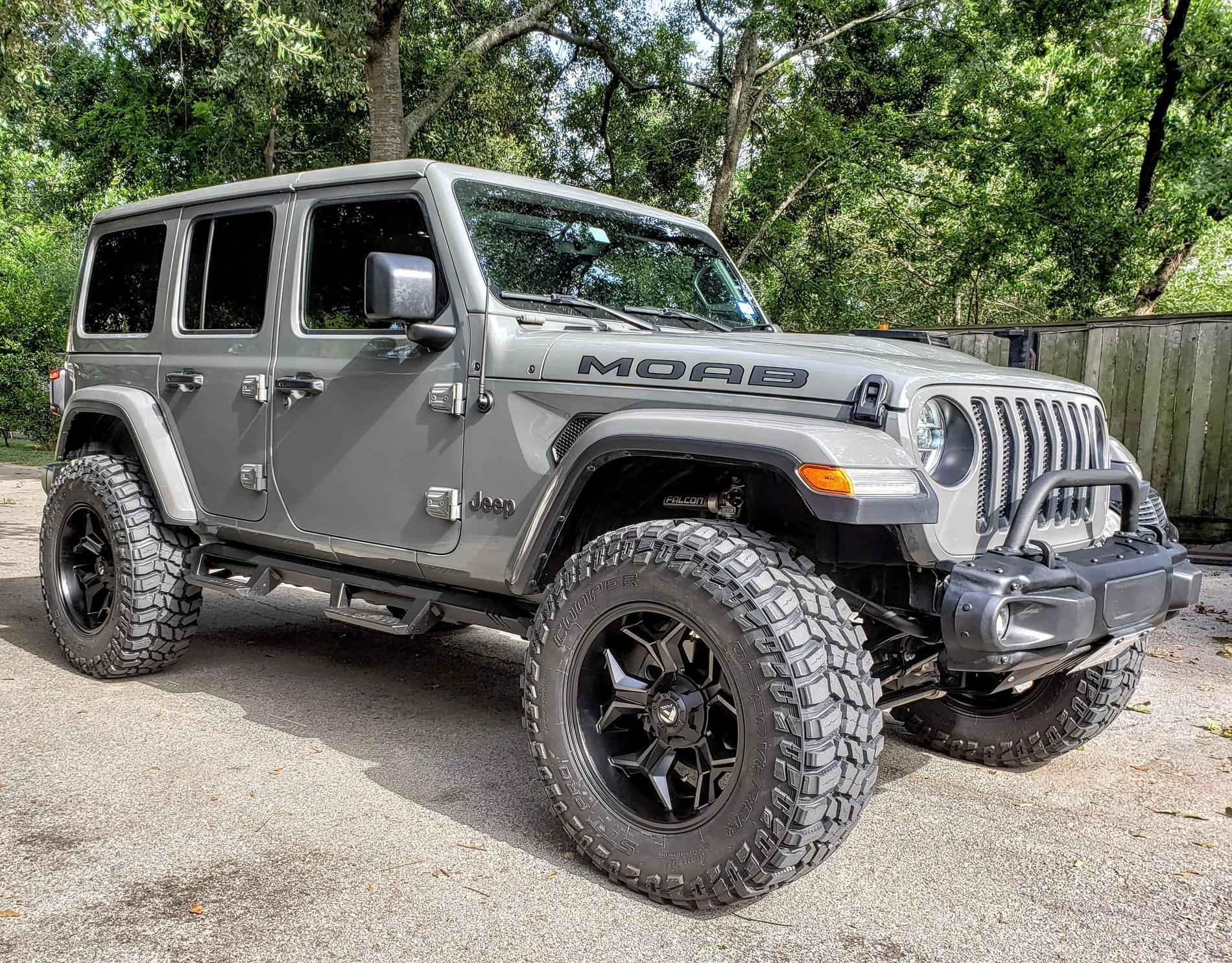 Jeep Gladiator Sting grey owners (future) check in 20190705_171038~2