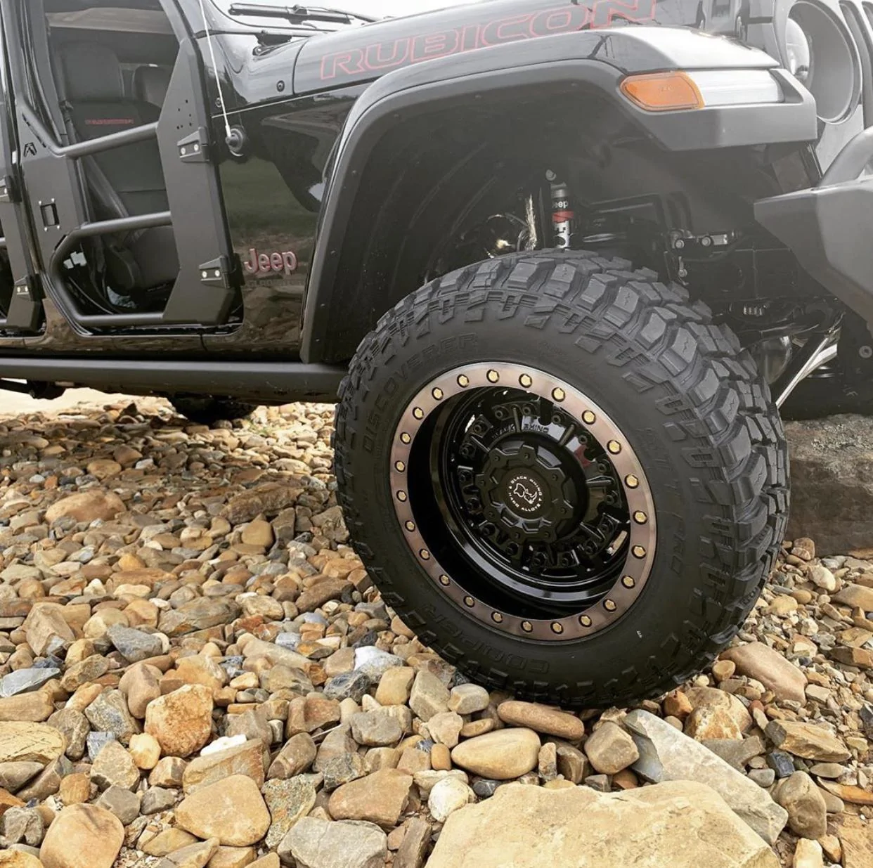 Jeep Gladiator BLACK Gladiator JT Club 14E739DD-80CF-43A2-B826-B0C7C3F43CC7