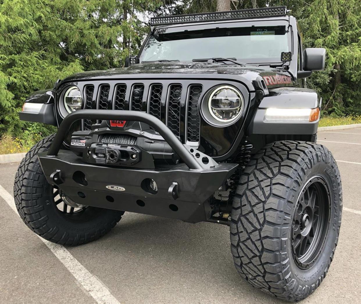 Jeep Gladiator BLACK Gladiator JT Club 7A2C503E-AA58-4F33-B662-01527B63A782