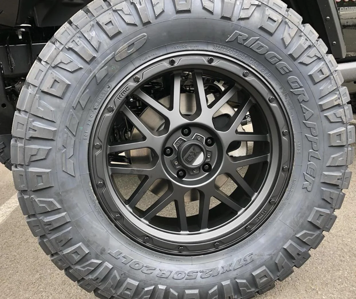 Jeep Gladiator BLACK Gladiator JT Club F70D5BDE-0580-4CEC-AC11-51E64F2FA3D7