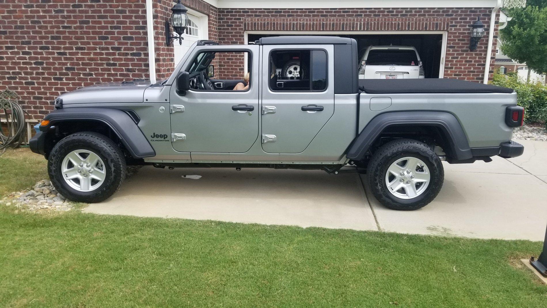 Jeep Gladiator Leveling kit? 20190706_161357