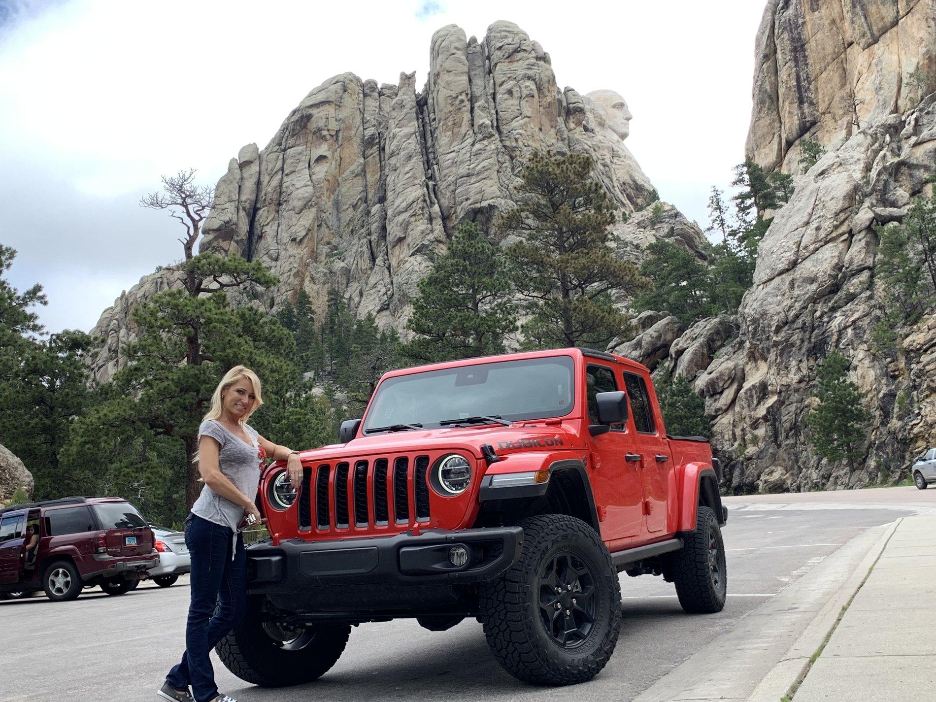 Jeep Gladiator Who’s Gladiator is this? Red LE in Colorado Springs E75EBAFB-4002-4946-AF8E-FA85C9A7BB9B