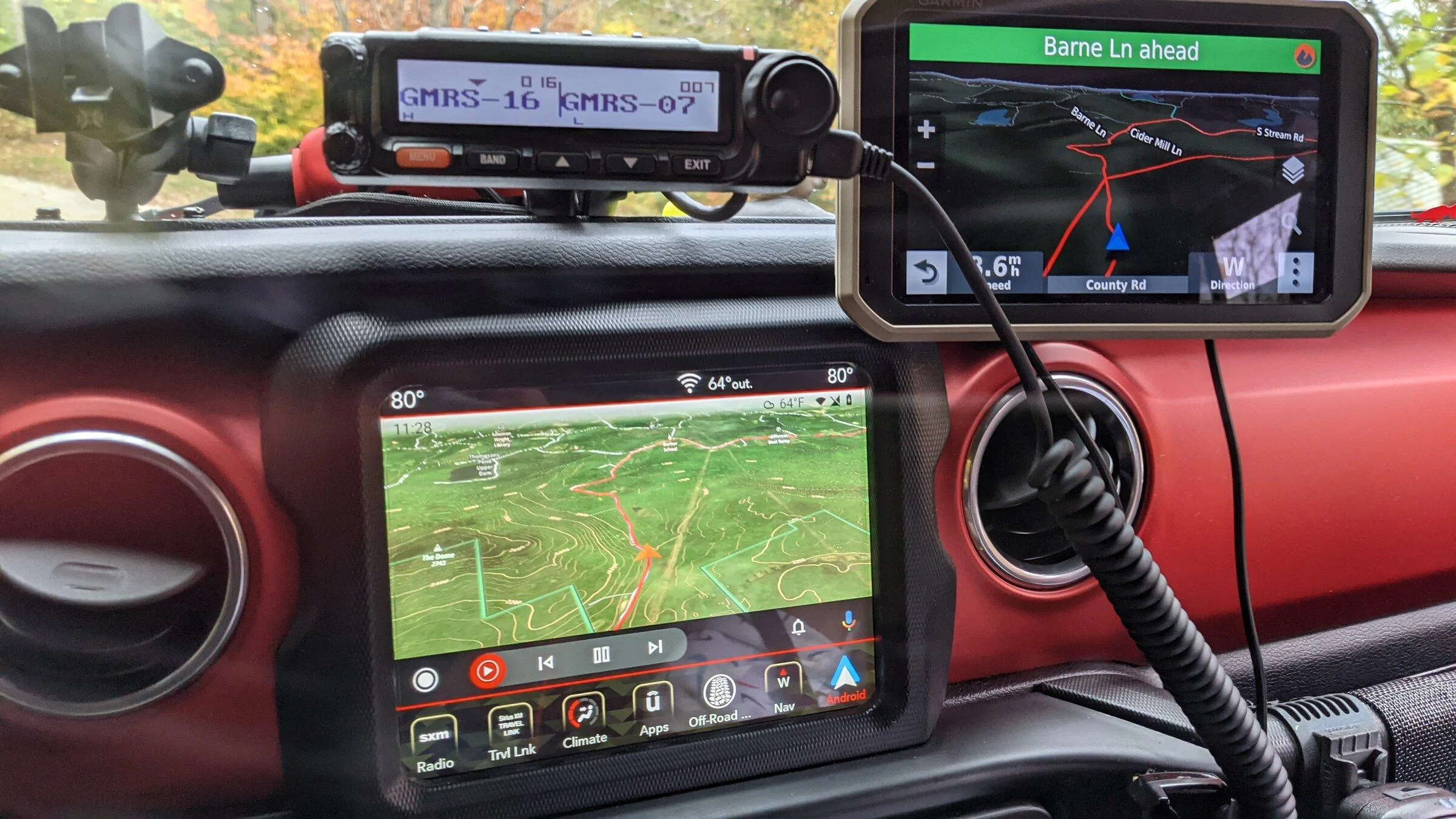 Jeep Gladiator Convince me to get a GMRS radio PXL_20211015_152831724