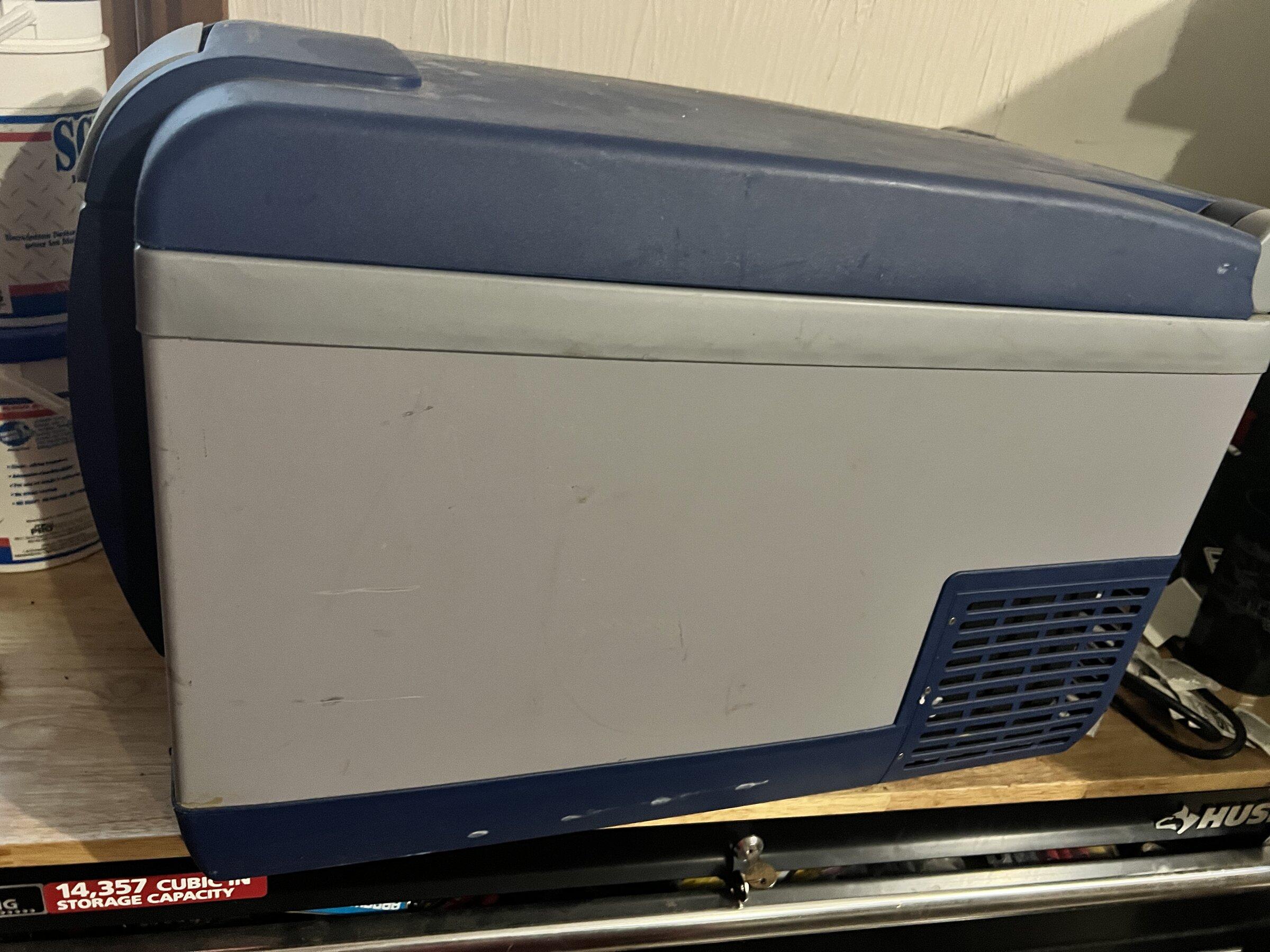 Jeep Gladiator ARB fridge w/ ARB battery connection $350 8B8ED570-2DDF-4710-9169-5256C9A59D73