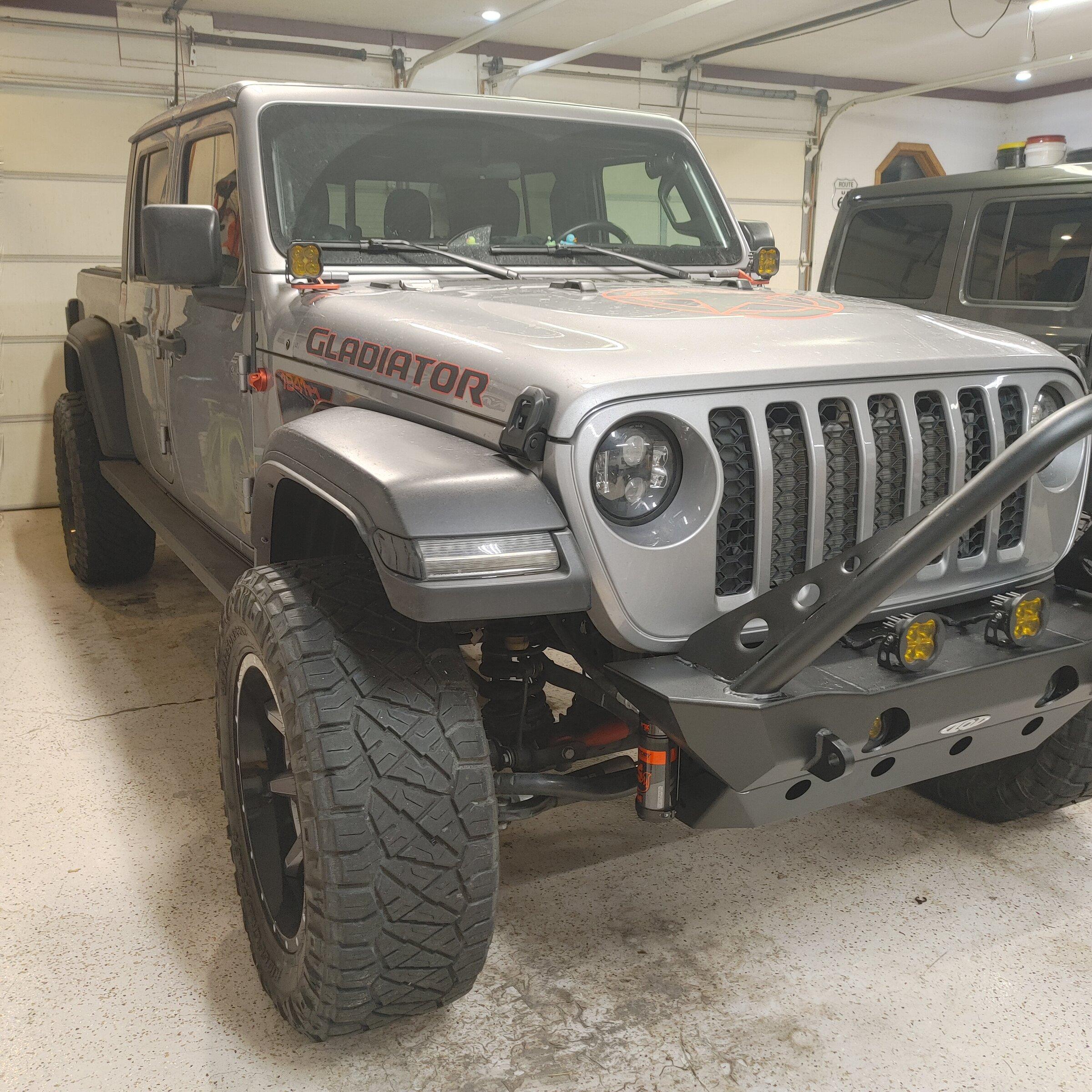 Jeep Gladiator The Definitive Front Bumper Thread 0108222004a_HDR