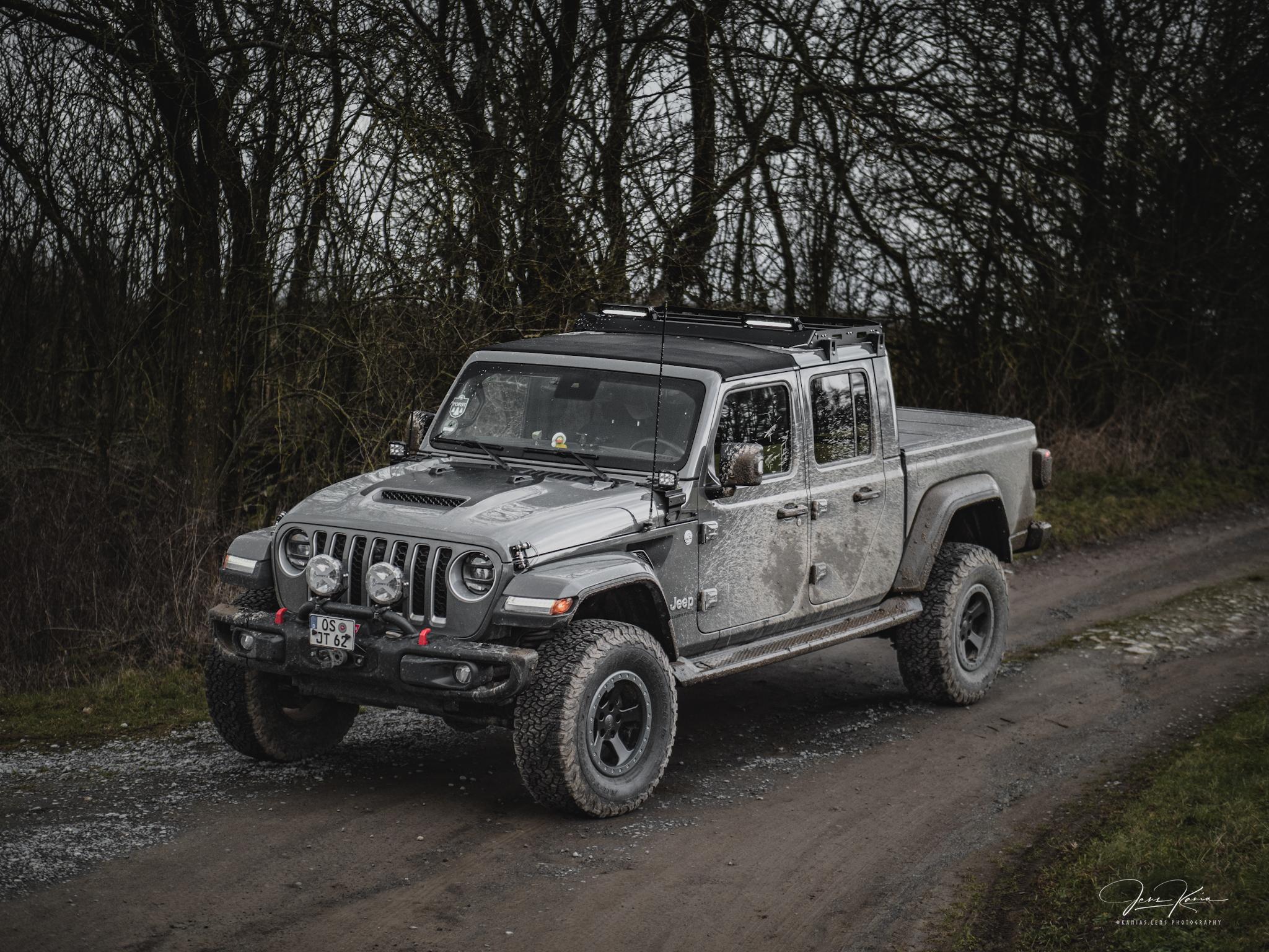 Jeep Gladiator STING GRAY Gladiator JT Club FD574DD8-8486-40F6-A973-3B94FCC7A36A