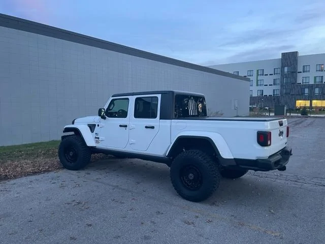 Jeep Gladiator Just got tires for Christmas!! Help me pick wheels. IMG_6256