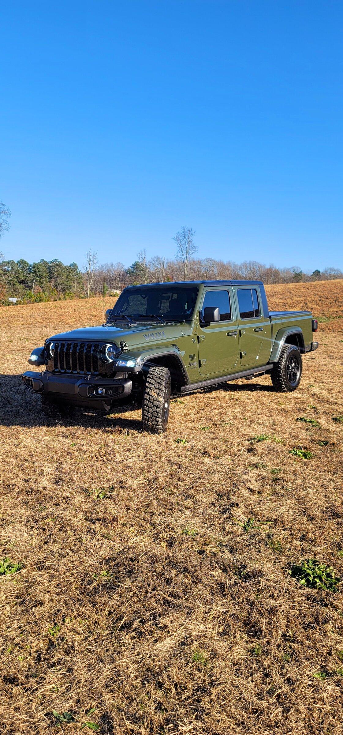 Jeep Gladiator SARGE GREEN Gladiator club Shee