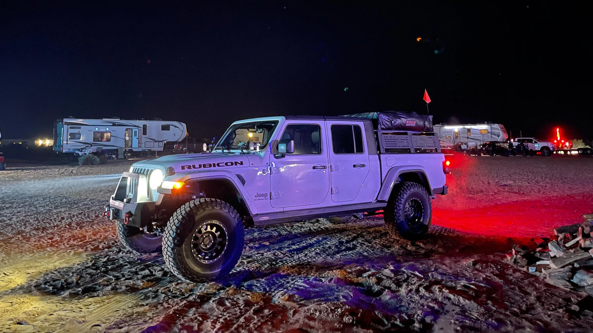Jeep Gladiator Bed Rack and Roof Top Tents IMG_2983