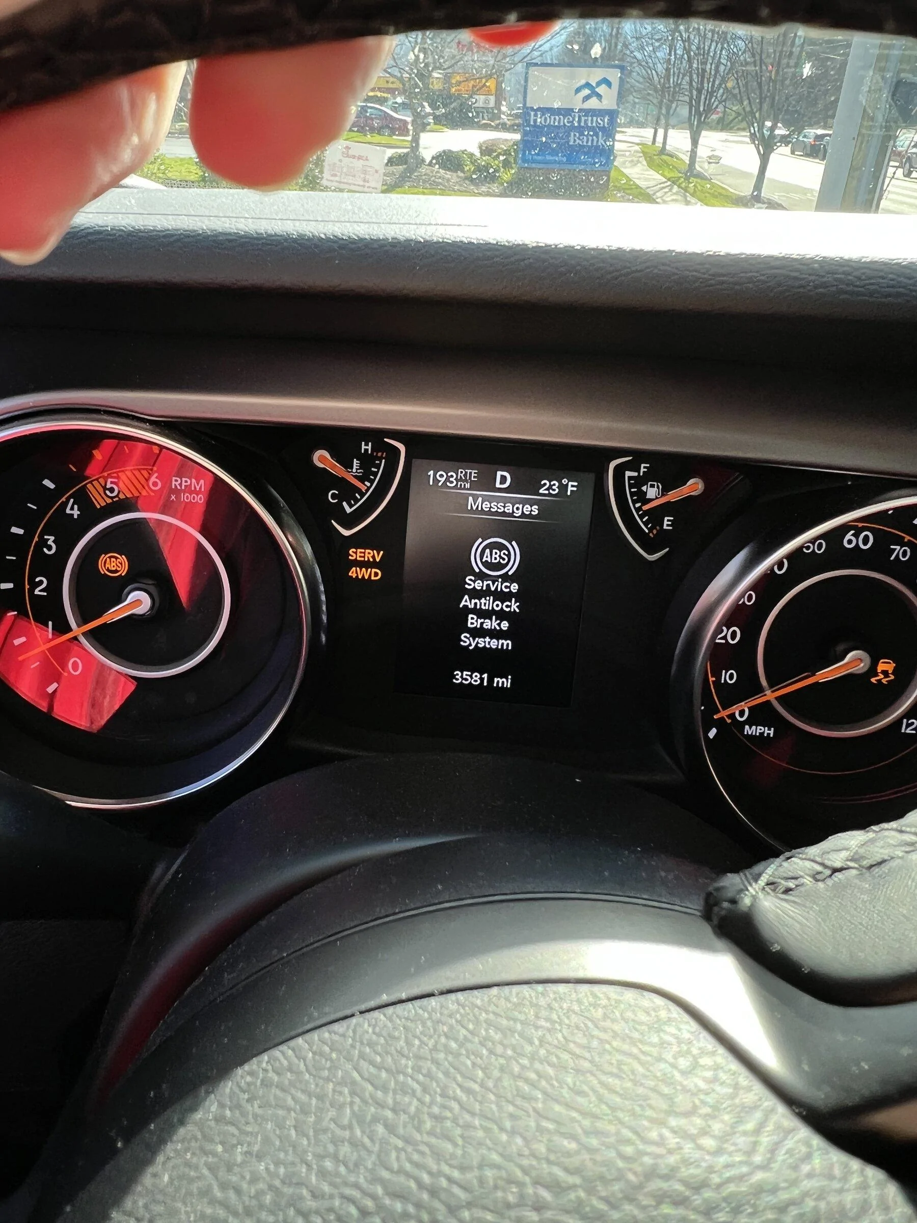Jeep Gladiator ABS, TC, Service 4x4 lights with random ABS pump activation. IMG_0324