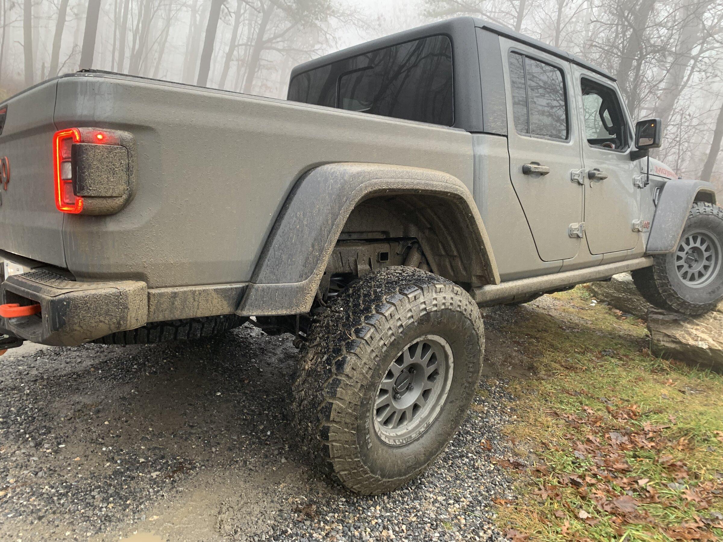 Jeep Gladiator Let's see those Mojave's and Mods B5F39288-9D9E-4053-8D36-D1C9EB0620E1