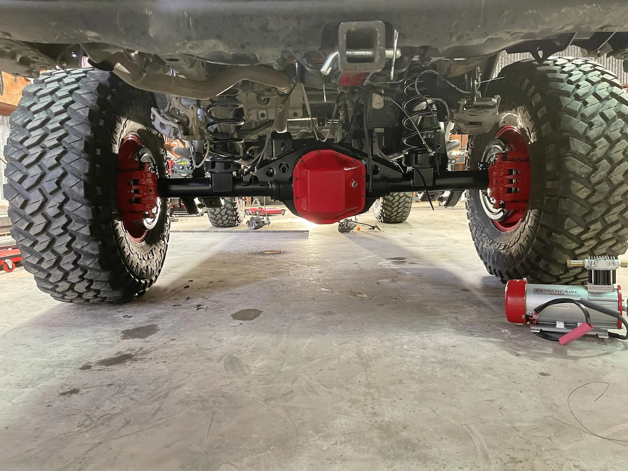 Jeep Gladiator JUNK YARD FORD 1 TON AXLE SWAP IMG_5405