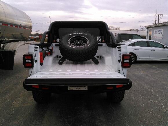 Jeep Gladiator Stickers and decal pics! KIMG01491