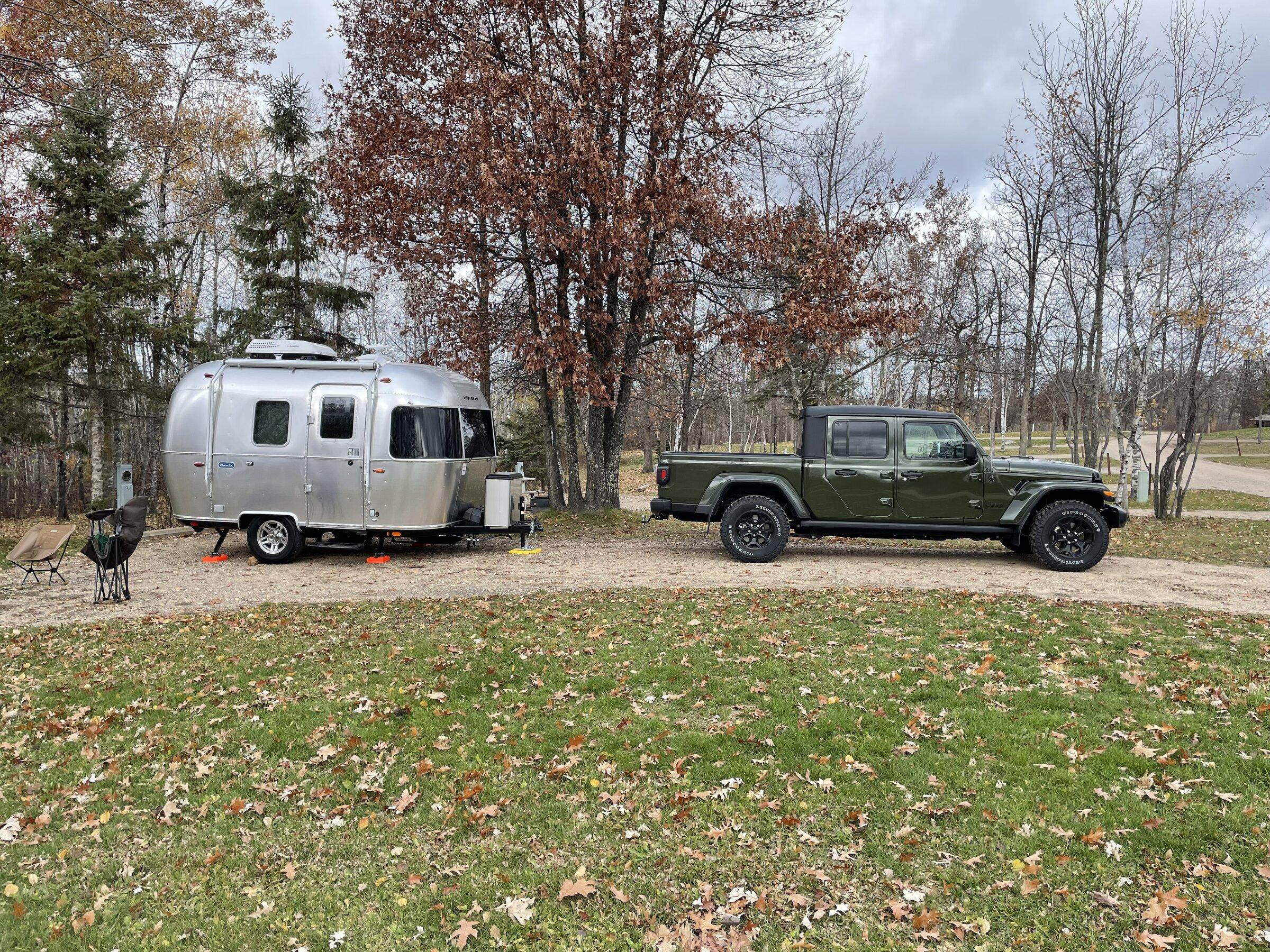 Jeep Gladiator Gladiators and Camper Pictures Photo Oct 31, 12 26 59 PM