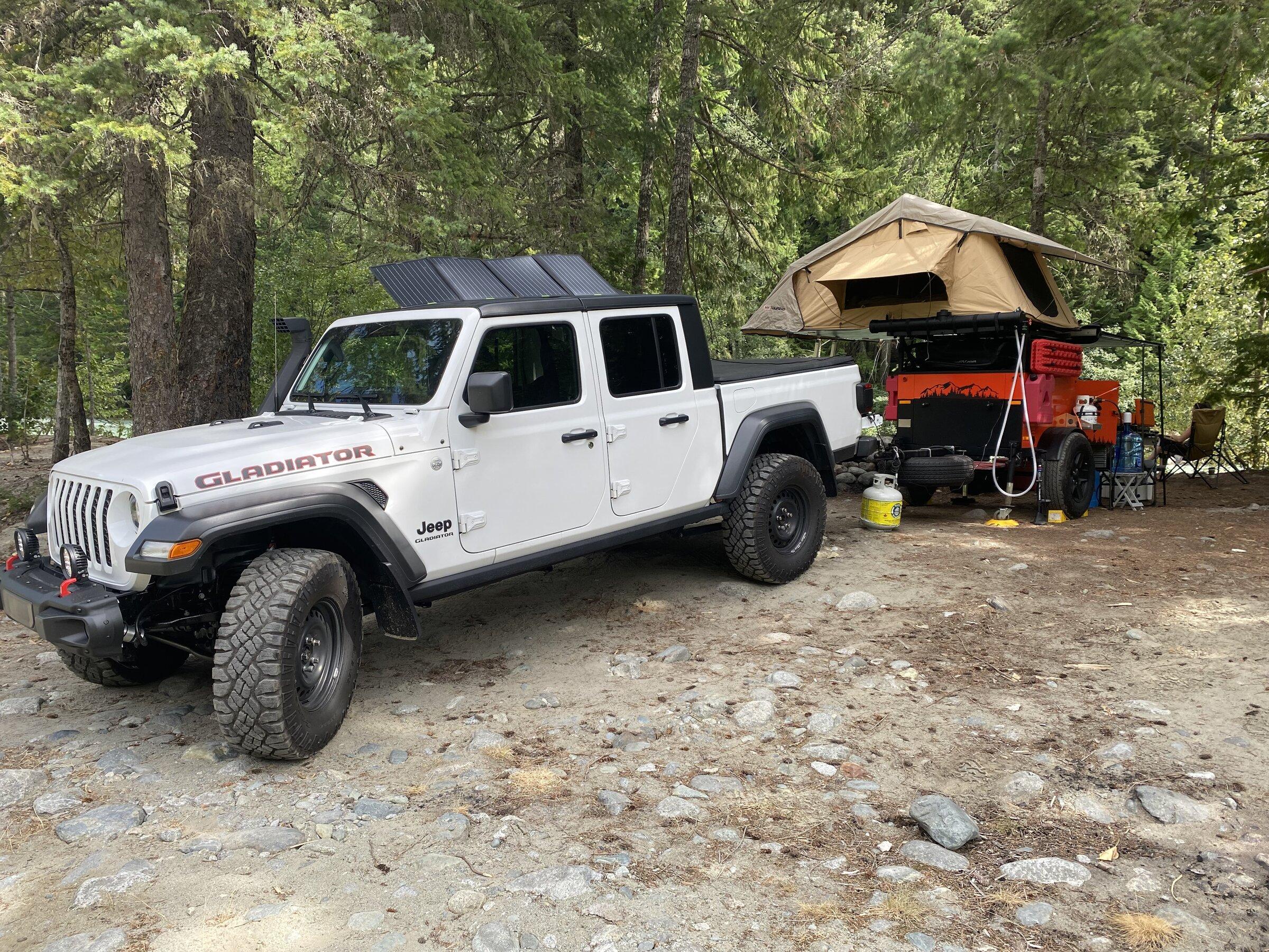 Jeep Gladiator Anyone running Steel wheels - either stock oem wheels, set of spares or otherwise? Got any pics? 0CC36DA2-73EC-4D02-9C8E-7DA155E60C30