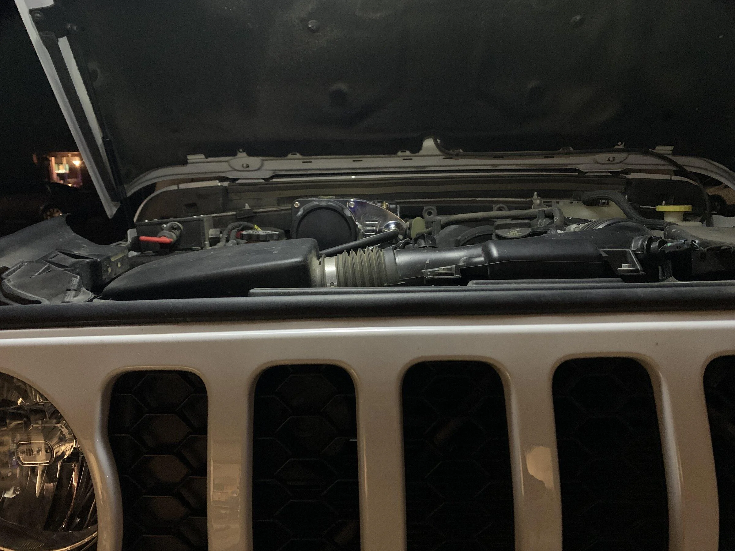 Jeep Gladiator Smittybuilt 2781 5.65 CFM engine bay bracket IMG-3689