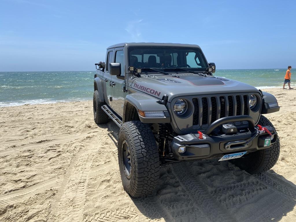 Jeep Gladiator Front License Plate Holder 4019038B-FFE0-46BB-AA5B-9A69FA2B44B3_1_105_c