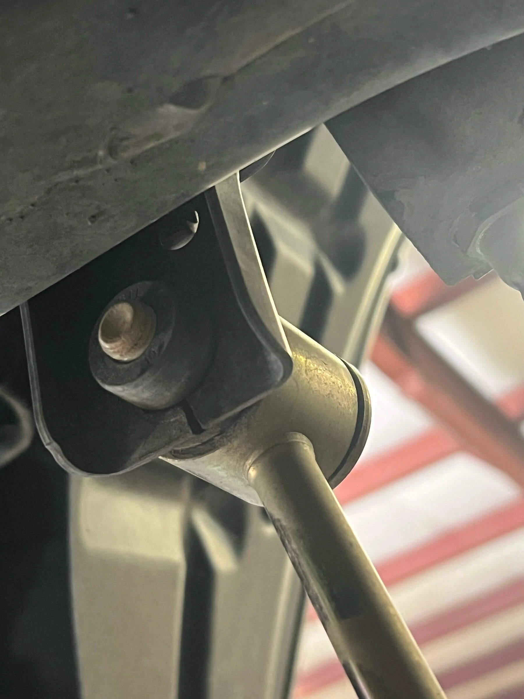 Jeep Gladiator Cracked both rear sway bar end link mounts. Back plate? Weld? IMG_1992-previ